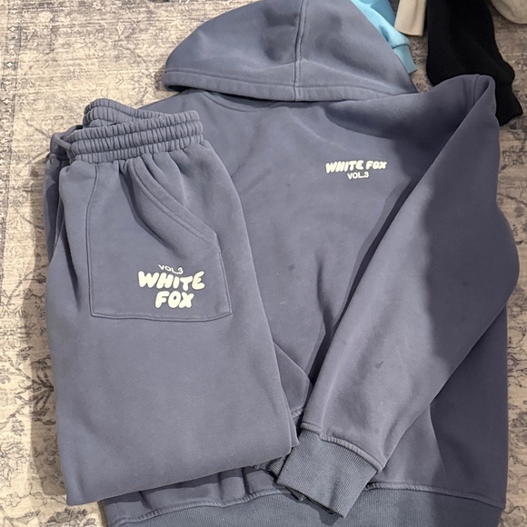 White Fox Boutique Blue Hoodie and Sweatpants Set - Picture 1 of 1